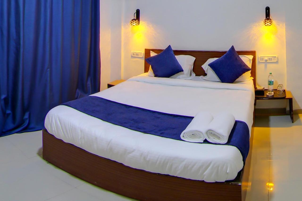 Hotel Rain Sky Inn Lonavala Exterior photo