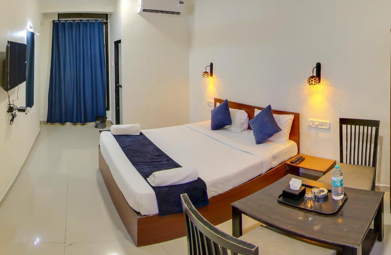 Hotel Rain Sky Inn Lonavala Exterior photo