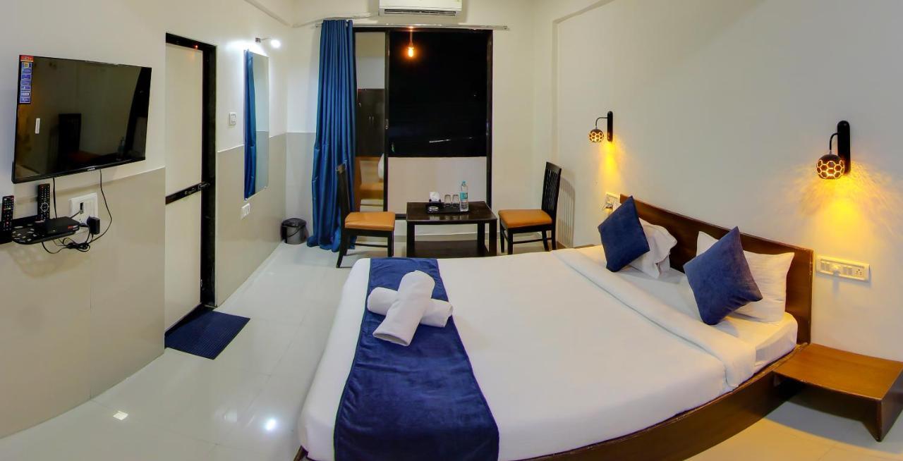 Hotel Rain Sky Inn Lonavala Exterior photo